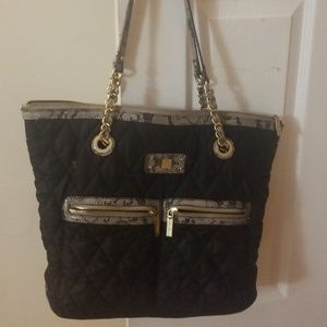 Tote black and gold